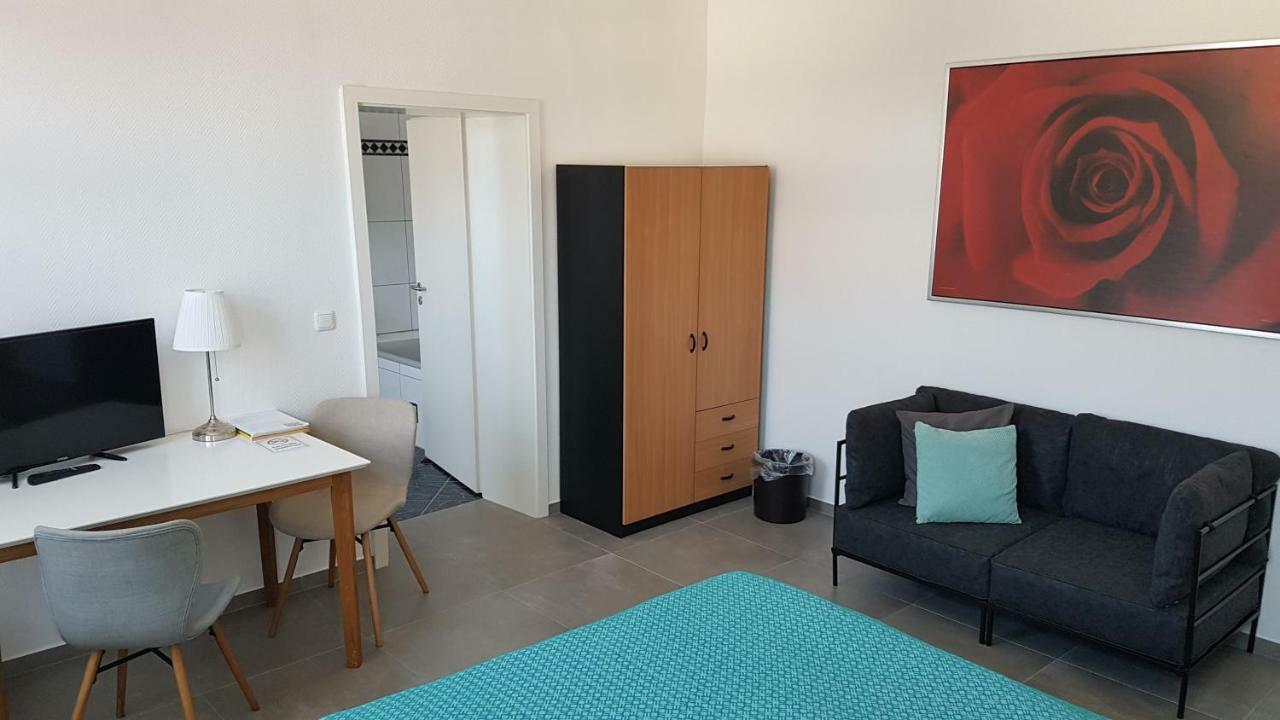 Zimmervermietung Muelheim Apartamento Mülheim an der Ruhr Exterior foto